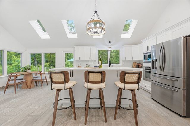 105 Georgetown Rd, Boxford, MA 01921
