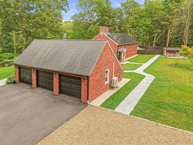 105 Georgetown Rd, Boxford, MA 01921