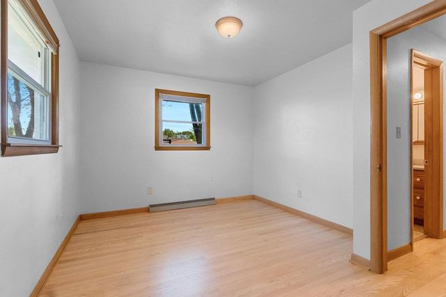 947 REDLEY COURT, Green Bay, WI 54304