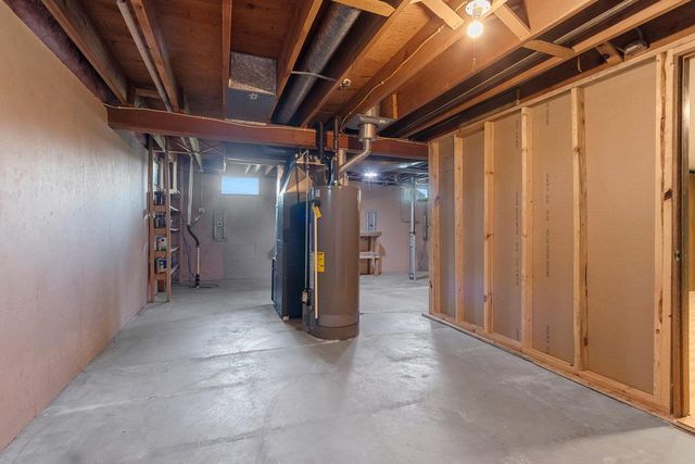 947 REDLEY COURT, Green Bay, WI 54304
