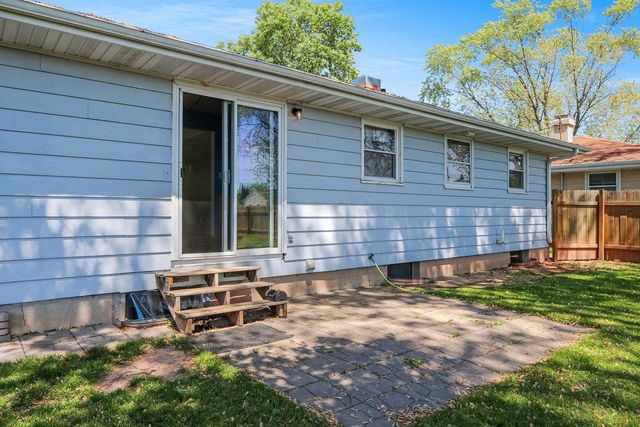 947 REDLEY COURT, Green Bay, WI 54304
