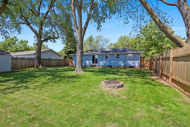 947 REDLEY COURT, Green Bay, WI 54304