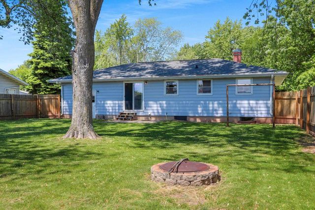 947 REDLEY COURT, Green Bay, WI 54304