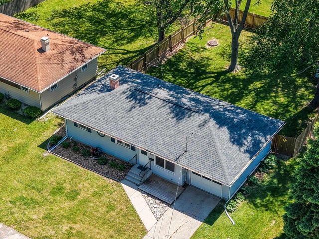 947 REDLEY COURT, Green Bay, WI 54304