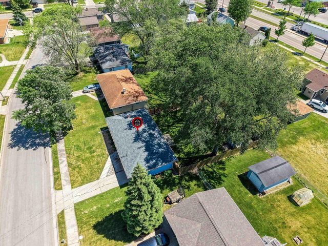 947 REDLEY COURT, Green Bay, WI 54304