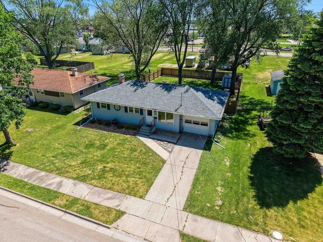 947 REDLEY COURT, Green Bay, WI 54304