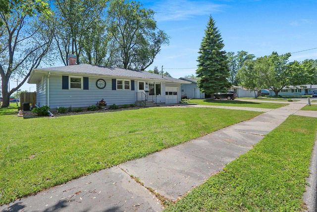 947 REDLEY COURT, Green Bay, WI 54304