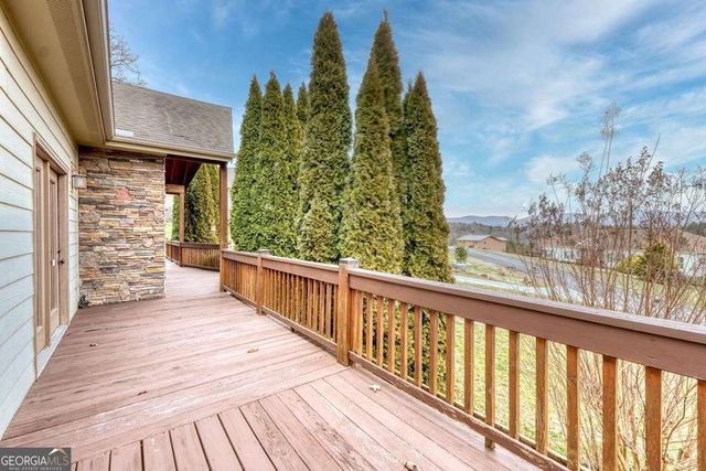 199 River Meadows, Blairsville, GA 30512