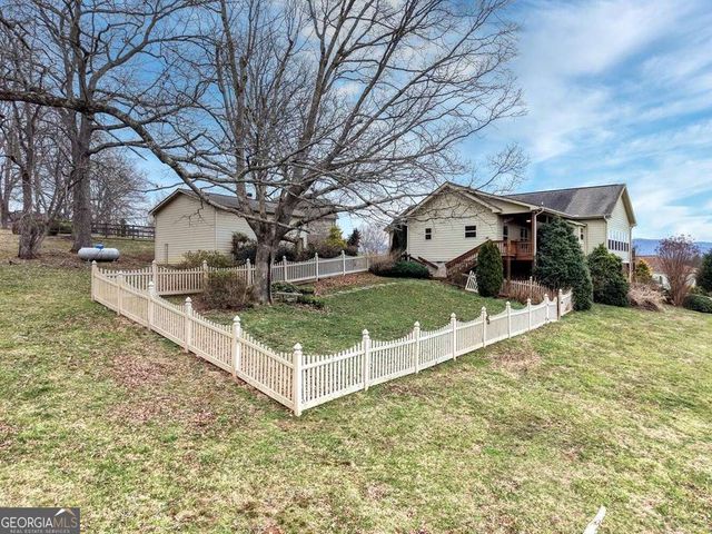 199 River Meadows, Blairsville, GA 30512