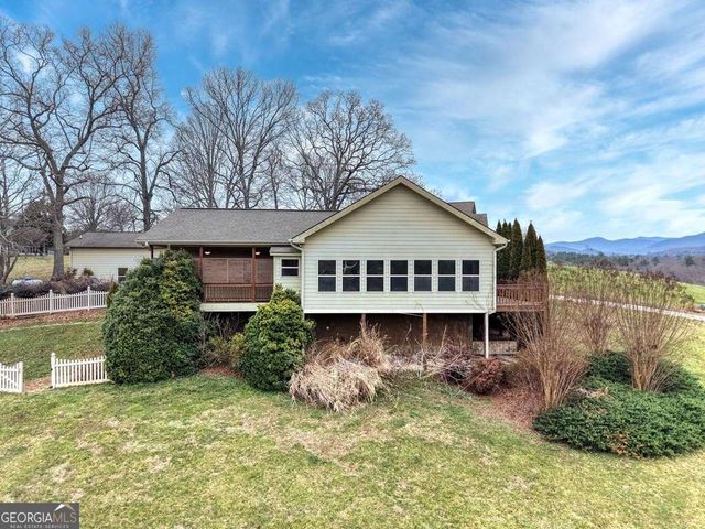 199 River Meadows, Blairsville, GA 30512