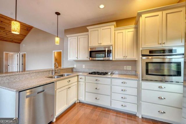 199 River Meadows, Blairsville, GA 30512