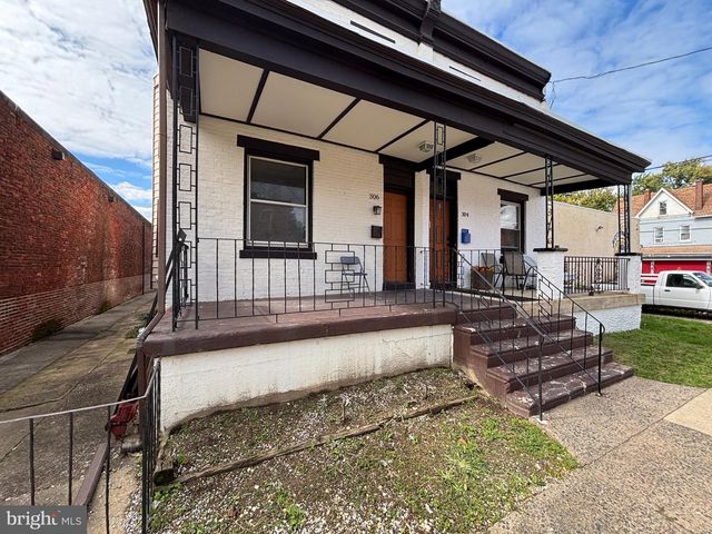 306 S 3RD ST, Darby, PA 19023