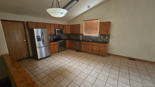 654 W 116th Avenue, Northglenn, CO 80234