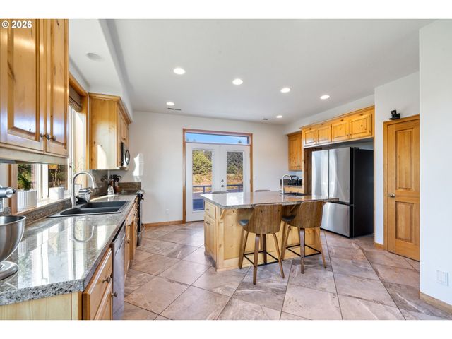 4789 Holly Heights Ave, Netarts, OR 97143