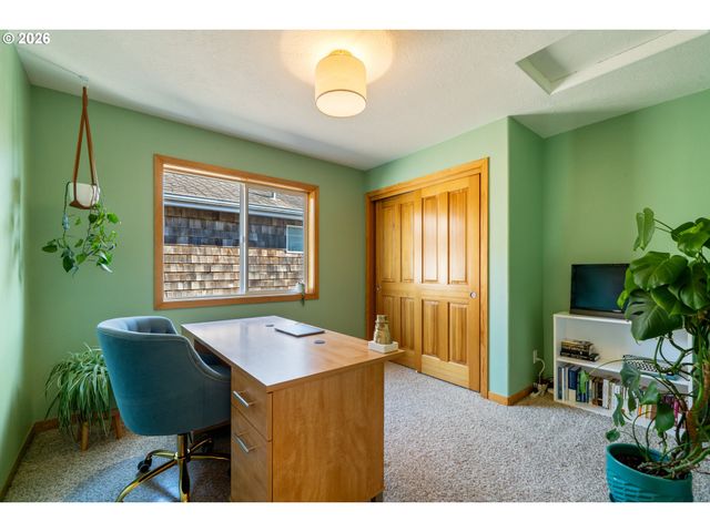 4789 Holly Heights Ave, Netarts, OR 97143