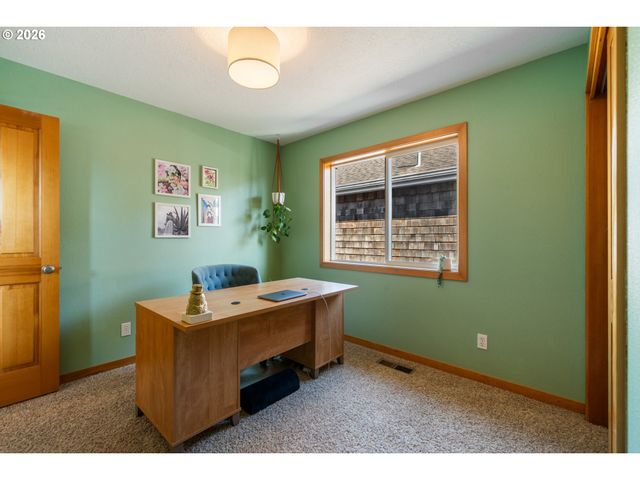 4789 Holly Heights Ave, Netarts, OR 97143