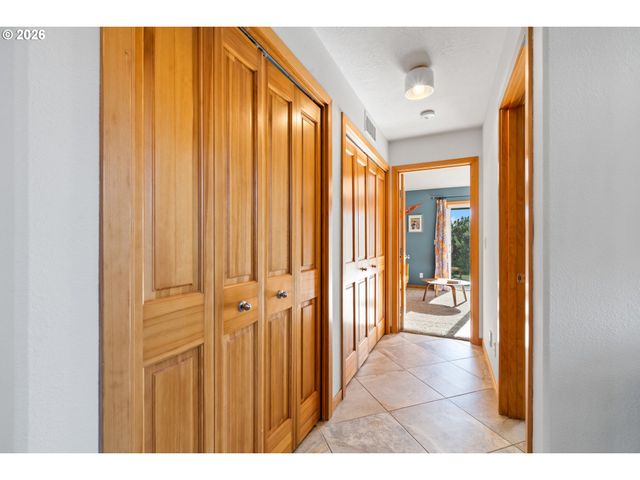 4789 Holly Heights Ave, Netarts, OR 97143