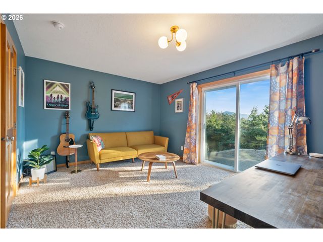 4789 Holly Heights Ave, Netarts, OR 97143