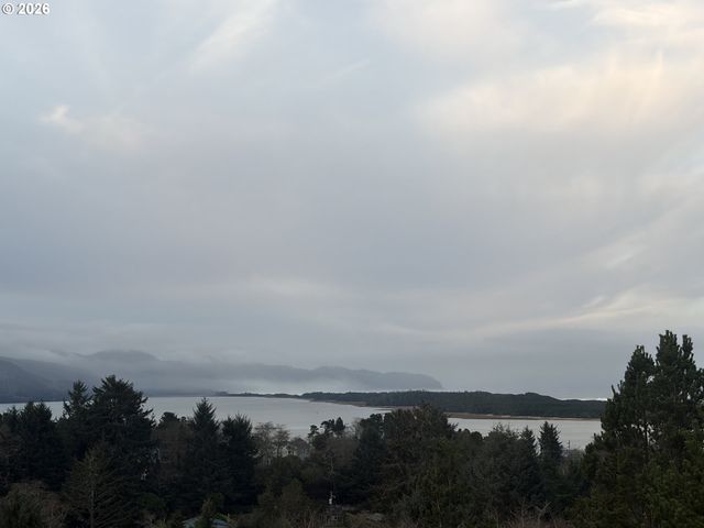 4789 Holly Heights Ave, Netarts, OR 97143