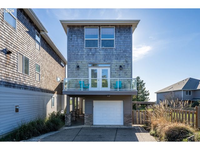 4789 Holly Heights Ave, Netarts, OR 97143