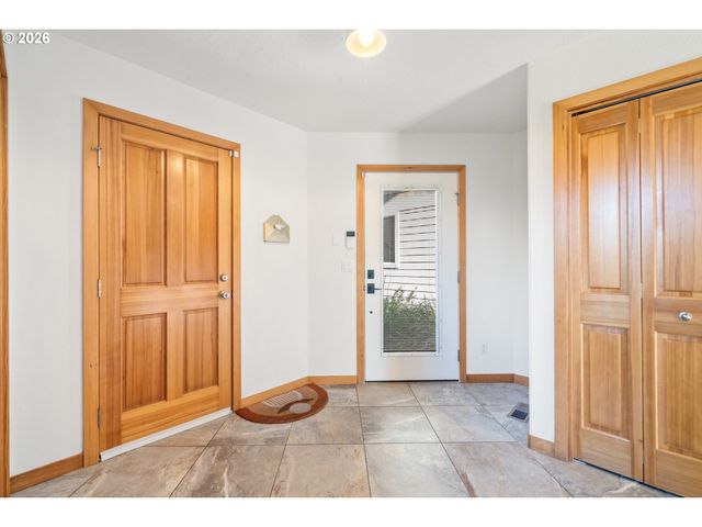 4789 Holly Heights Ave, Netarts, OR 97143