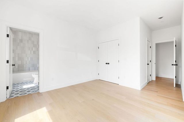 1597 Centre St 2, Newton, MA 02461