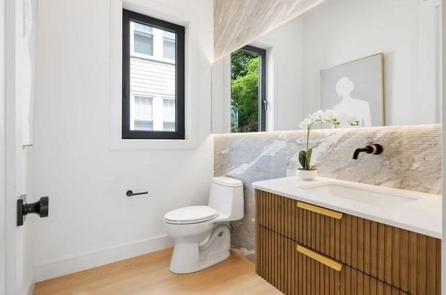 1597 Centre St 2, Newton, MA 02461