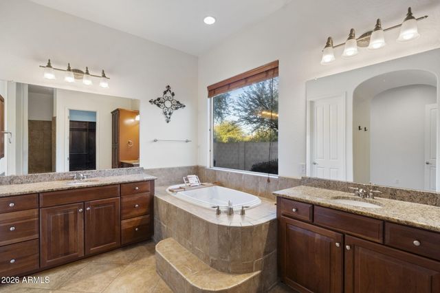 6920 W FREMONT Road, Laveen, AZ 85339