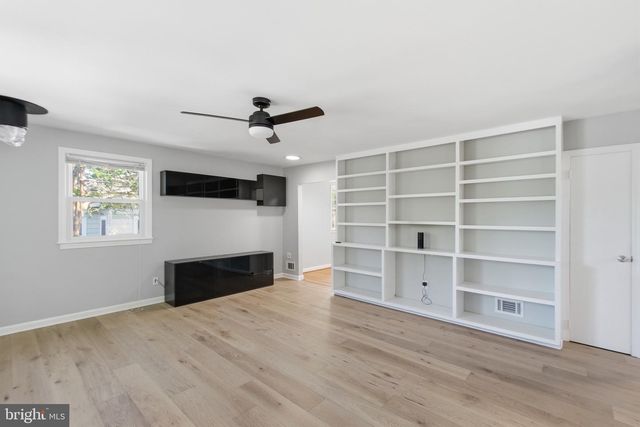 3141 CLAYBORNE AVE, Alexandria, VA 22306