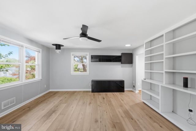 3141 CLAYBORNE AVE, Alexandria, VA 22306
