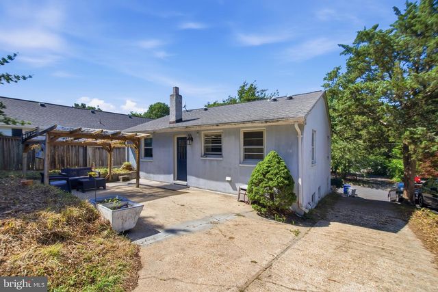 3141 CLAYBORNE AVE, Alexandria, VA 22306