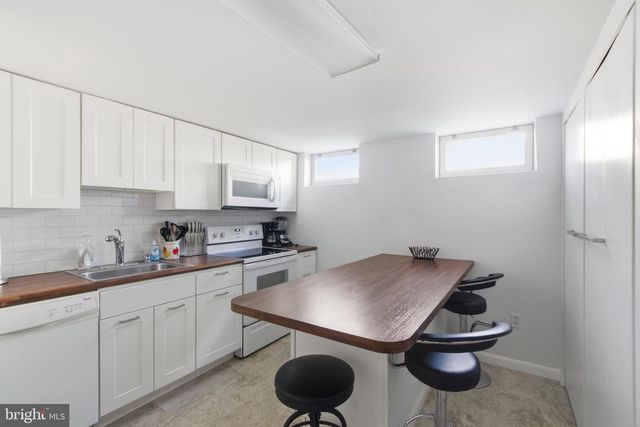 3141 CLAYBORNE AVE, Alexandria, VA 22306