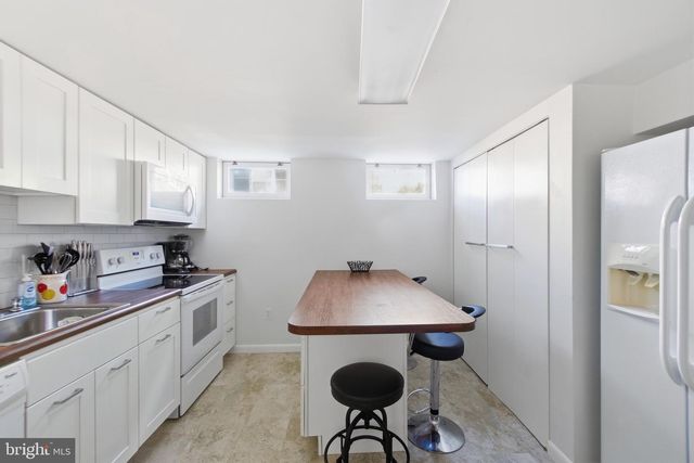 3141 CLAYBORNE AVE, Alexandria, VA 22306