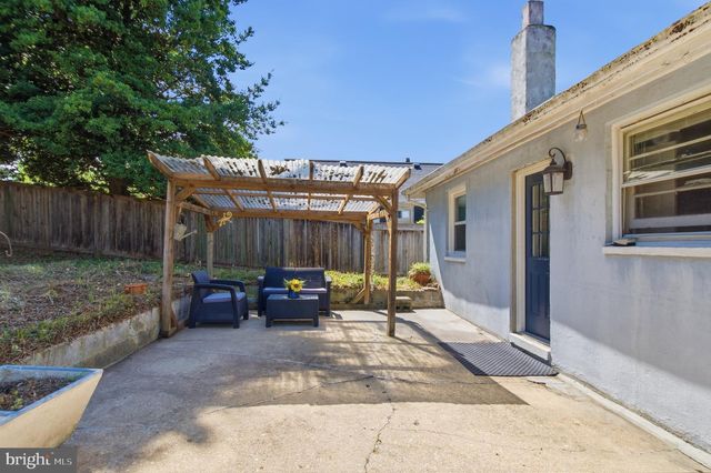 3141 CLAYBORNE AVE, Alexandria, VA 22306