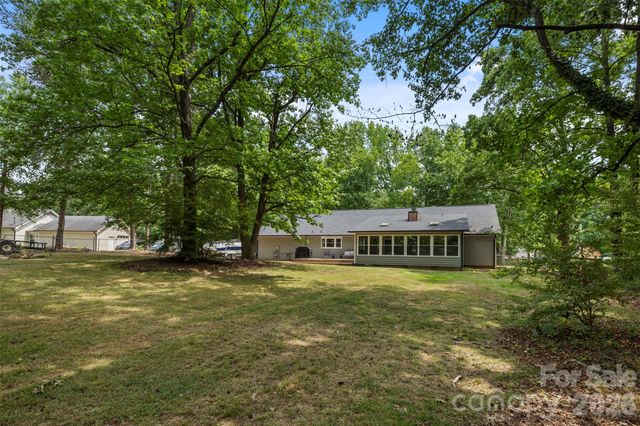 7795 Old Post Road, Denver, NC 28037