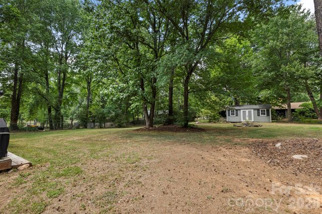 7795 Old Post Road, Denver, NC 28037