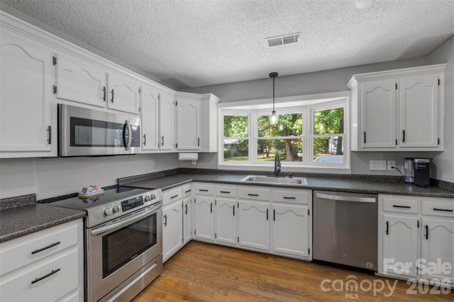7795 Old Post Road, Denver, NC 28037