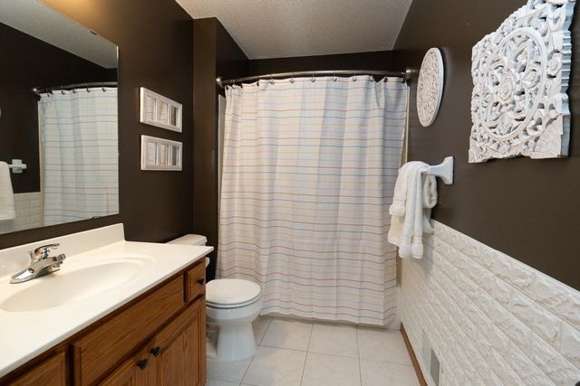10847 Alberton Court, Inver Grove Heights, MN 55077