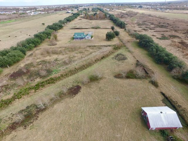 305 Birdie Pitre Lane, Cut Off, LA 70345