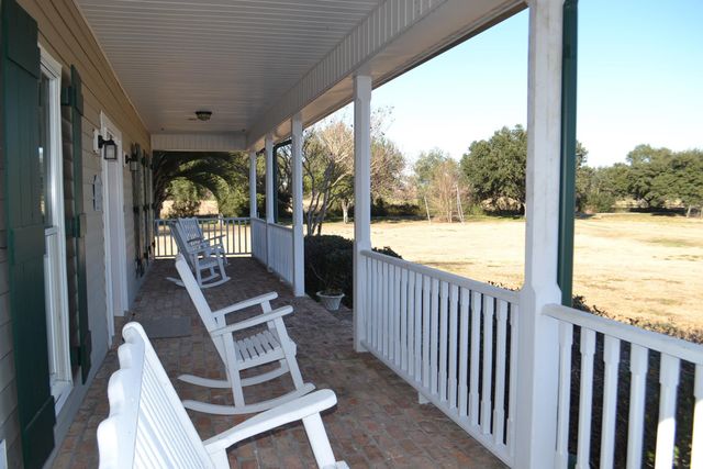 305 Birdie Pitre Lane, Cut Off, LA 70345