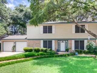 4102 Columbine DR, Austin, TX 78727