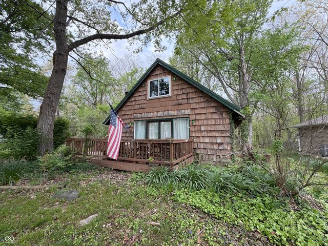 318 Mill Springs, Fillmore, IN 46128