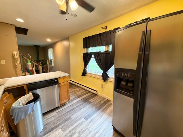 318 Mill Springs, Fillmore, IN 46128