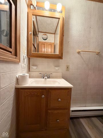 318 Mill Springs, Fillmore, IN 46128