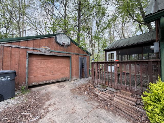 318 Mill Springs, Fillmore, IN 46128