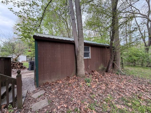 318 Mill Springs, Fillmore, IN 46128