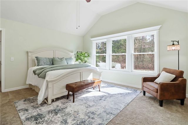 4389 E Holiday Drive, Fayetteville, AR 72701