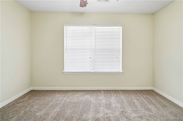 4389 E Holiday Drive, Fayetteville, AR 72701