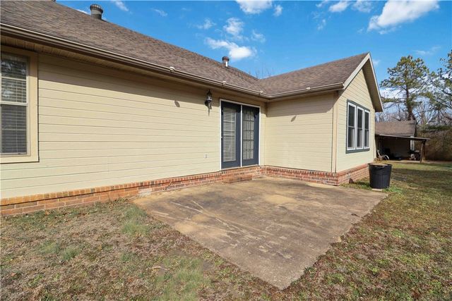 4389 E Holiday Drive, Fayetteville, AR 72701