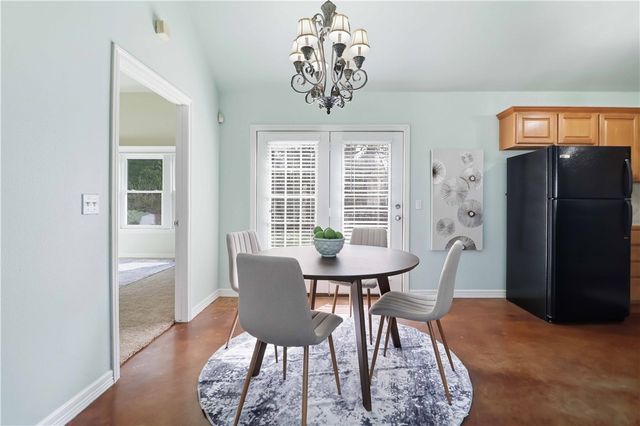 4389 E Holiday Drive, Fayetteville, AR 72701